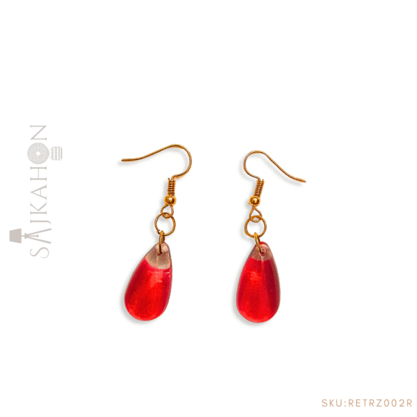 Scarlet Dew – Handcrafted Teardrop Resin Earrings