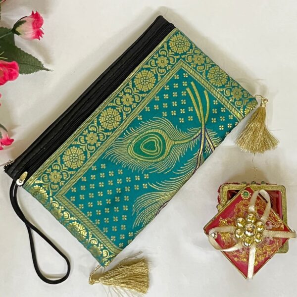 Elegant Banarasi Handmade Wallet – 10x5 inch | 3 Zip Closure | Lightweight & Stylish