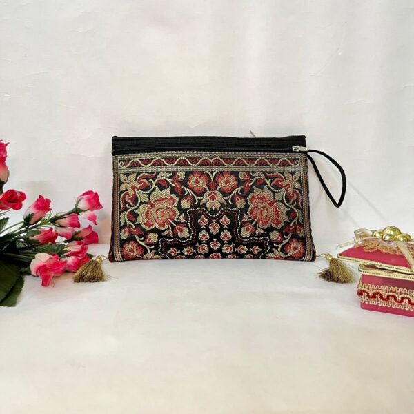 Elegant Banarasi Handmade Wallet – 10x5 inch | 3 Zip Closure | Lightweight & Stylish