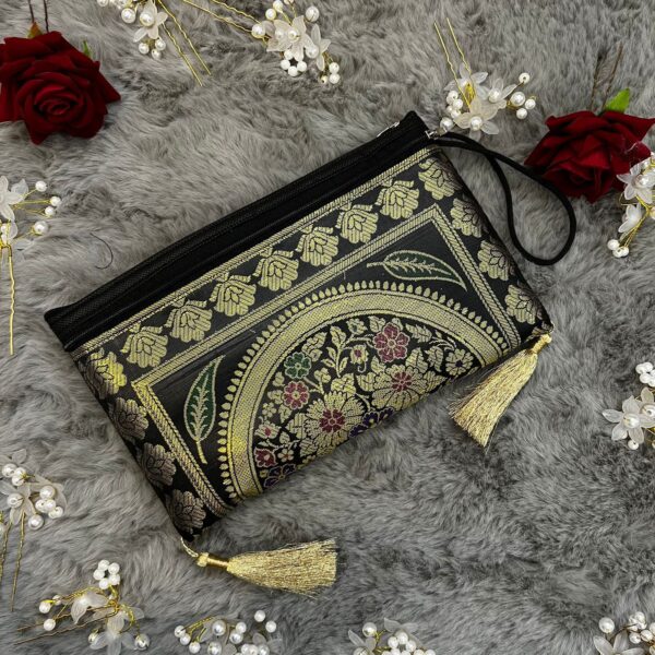 Elegant Banarasi Handmade Wallet – 10x5 inch | 3 Zip Closure | Lightweight & Stylish