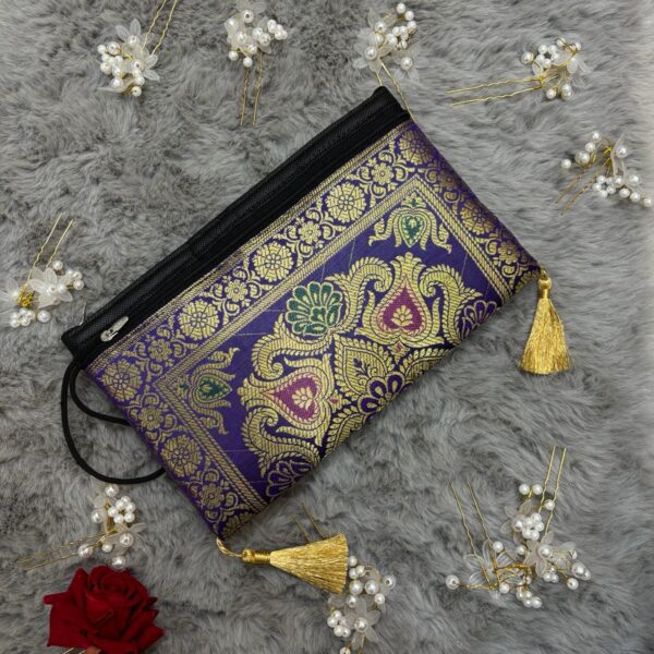 Elegant Banarasi Handmade Wallet – 10x5 inch | 3 Zip Closure | Lightweight & Stylish